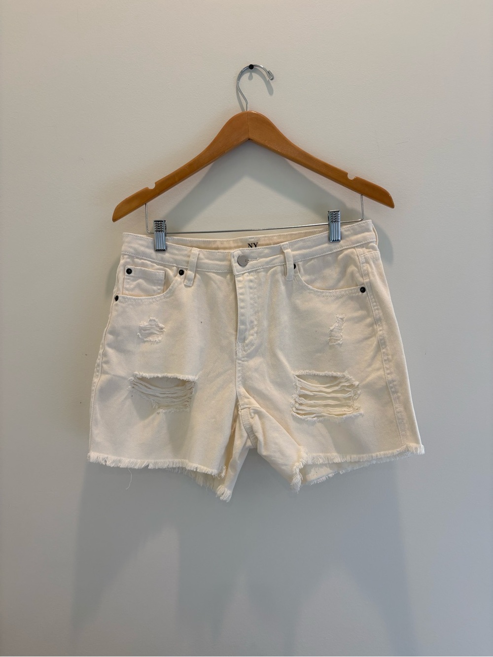 Women’s New York & Company White Distressed Jean Shorts with Frayed Hem